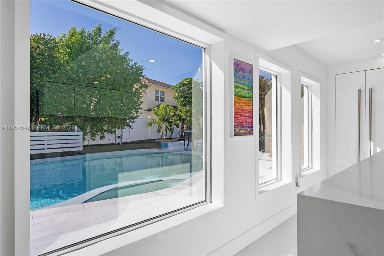 1903 Bay Dr , Pompano Beach, FL 33062 Photo