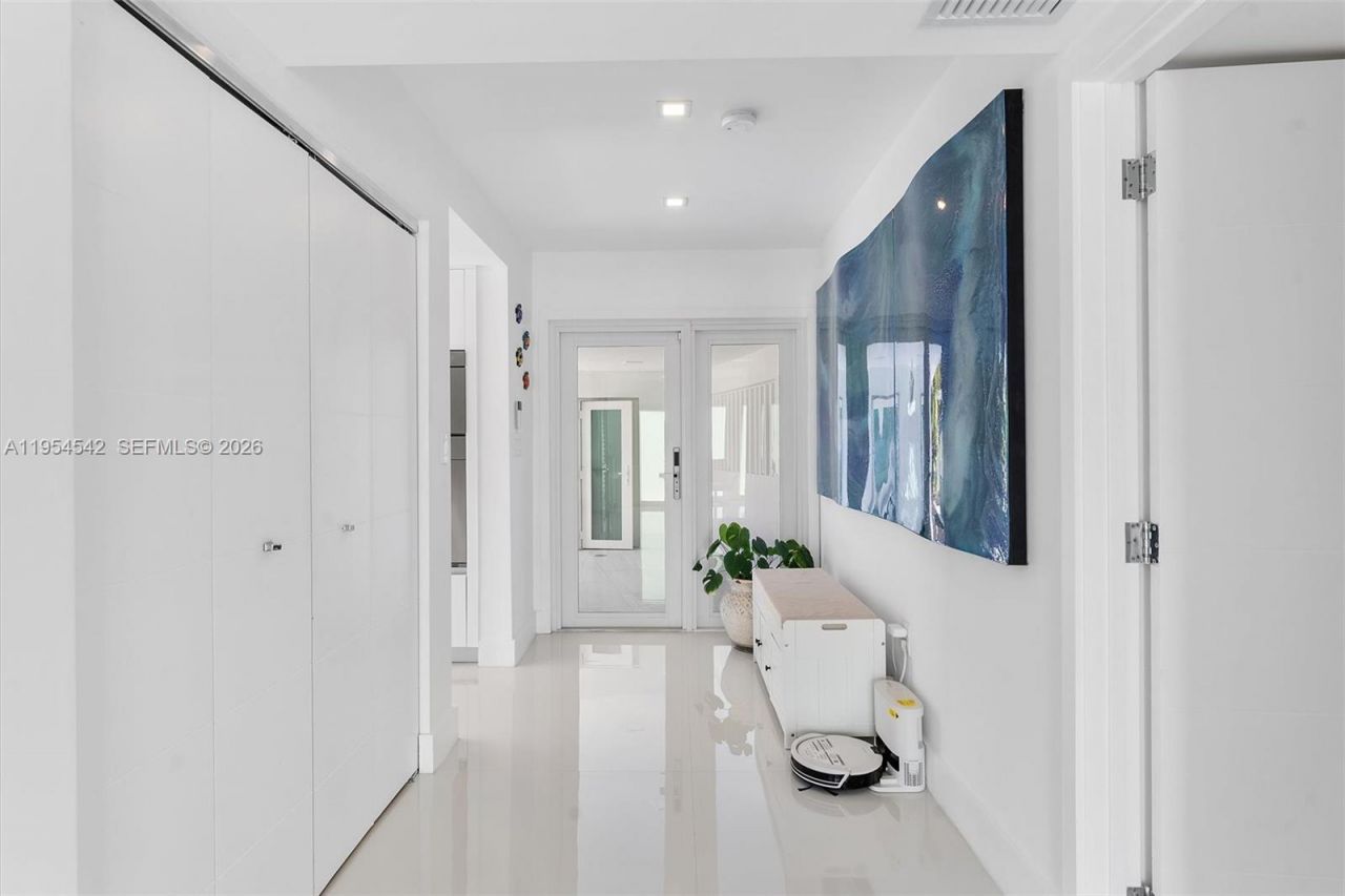 1903 Bay Dr , Pompano Beach, FL 33062 Photo