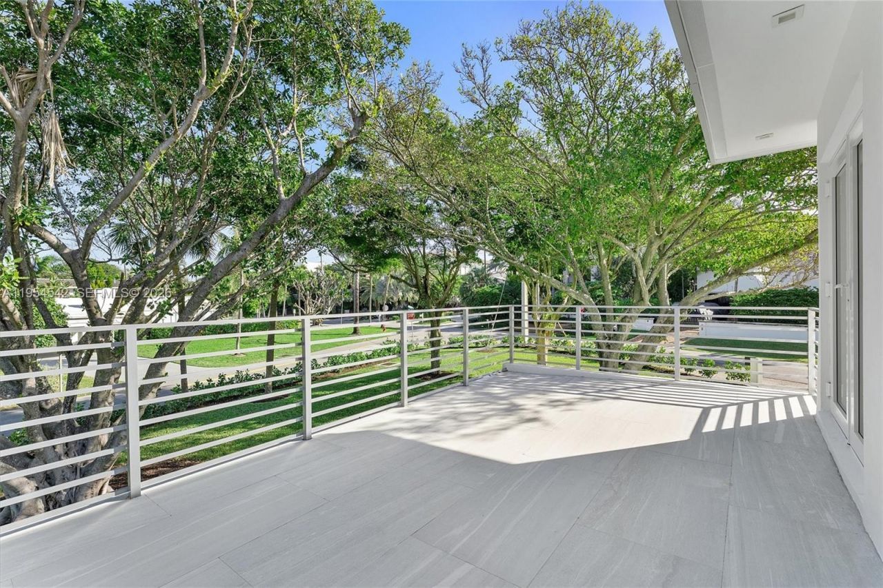 1903 Bay Dr , Pompano Beach, FL 33062 Photo