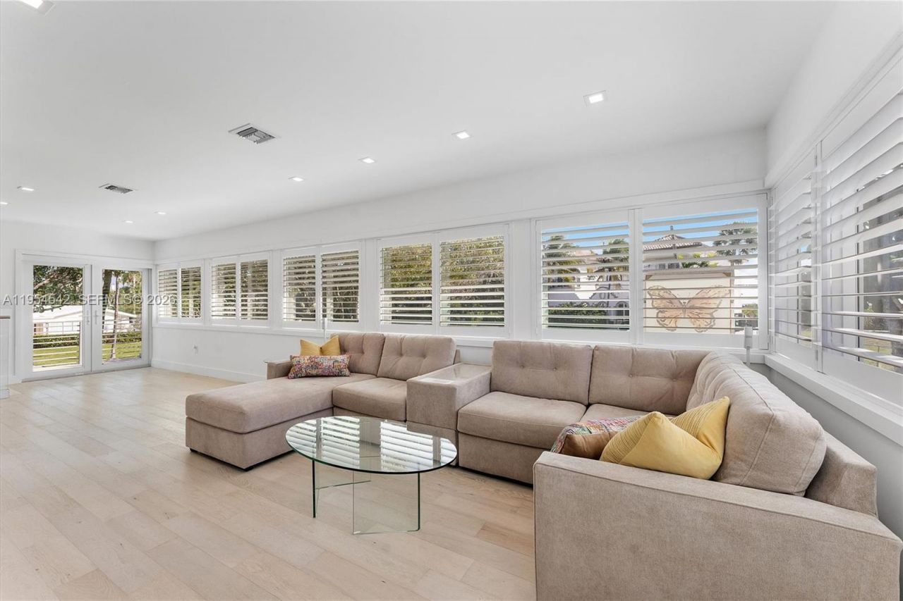 1903 Bay Dr , Pompano Beach, FL 33062 Photo