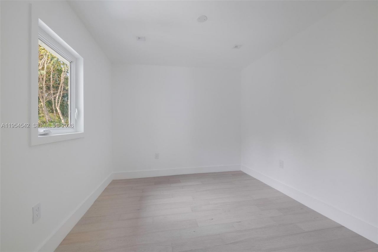 1903 Bay Dr , Pompano Beach, FL 33062 Photo