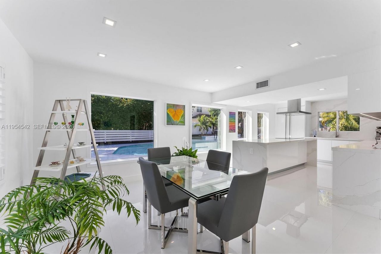 1903 Bay Dr , Pompano Beach, FL 33062 Photo