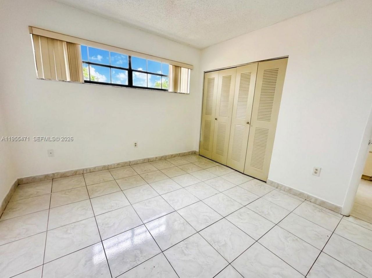 2582 W 56th St, Unit 201, Hialeah, FL 33016 Photo