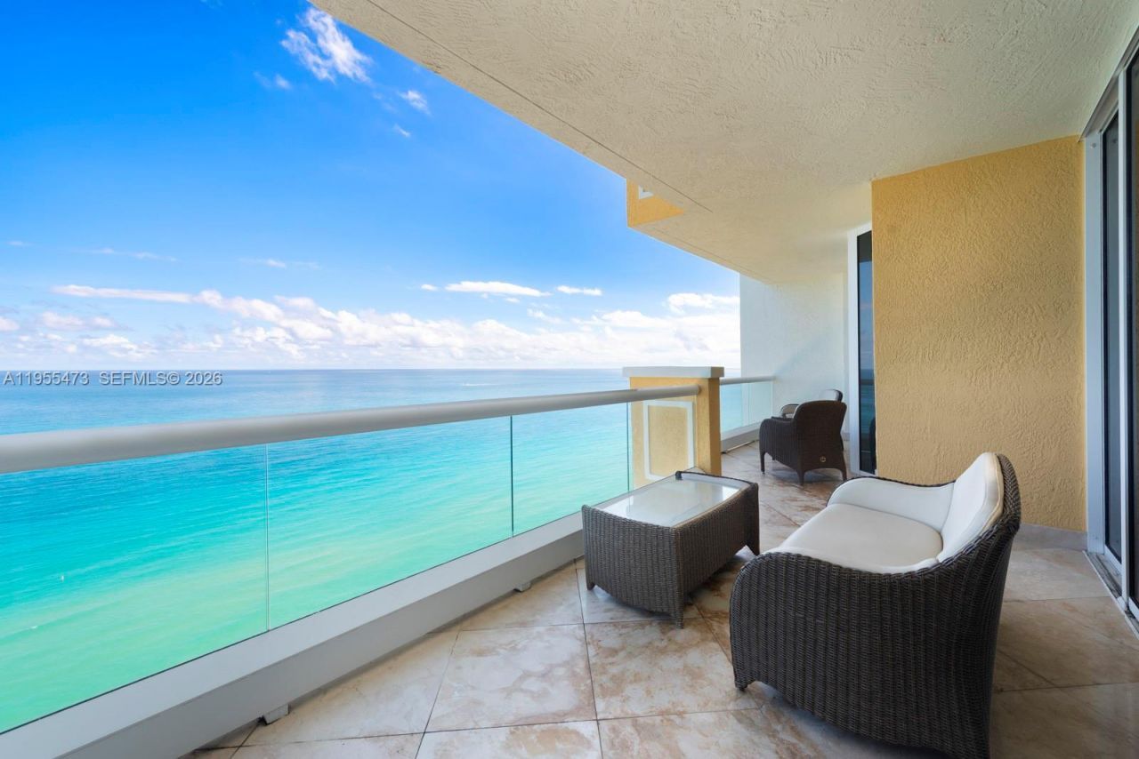 17875 Collins Ave , Unit 2605, Sunny Isles Beach, FL 33160 Photo