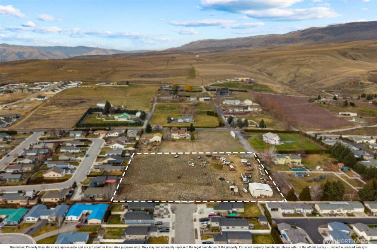 608 N Nester Court, East Wenatchee, WA 98802 Main Photo