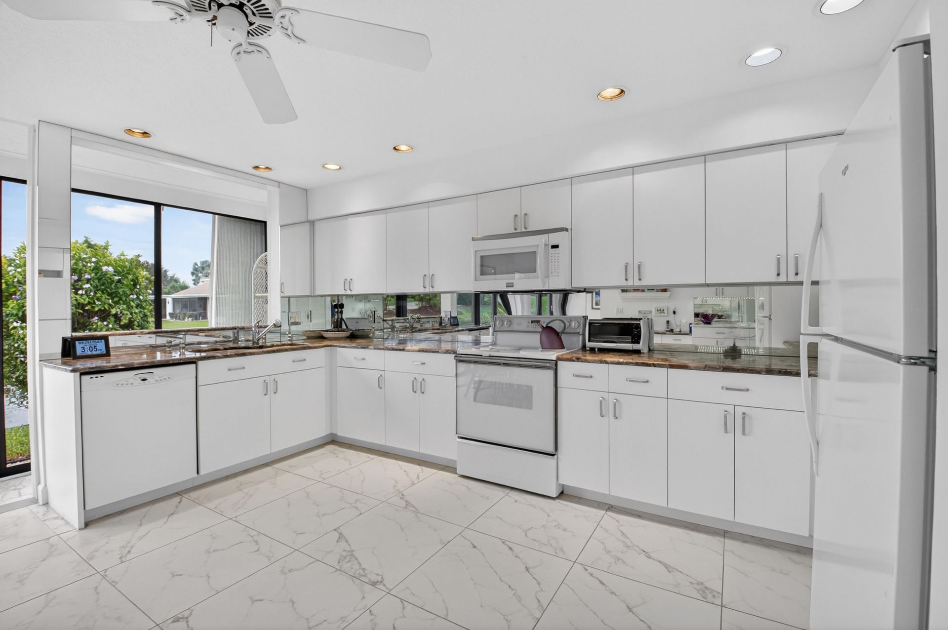 19620 Sawgrass Circle, Unit 2802, Boca Raton, FL 33434 Photo