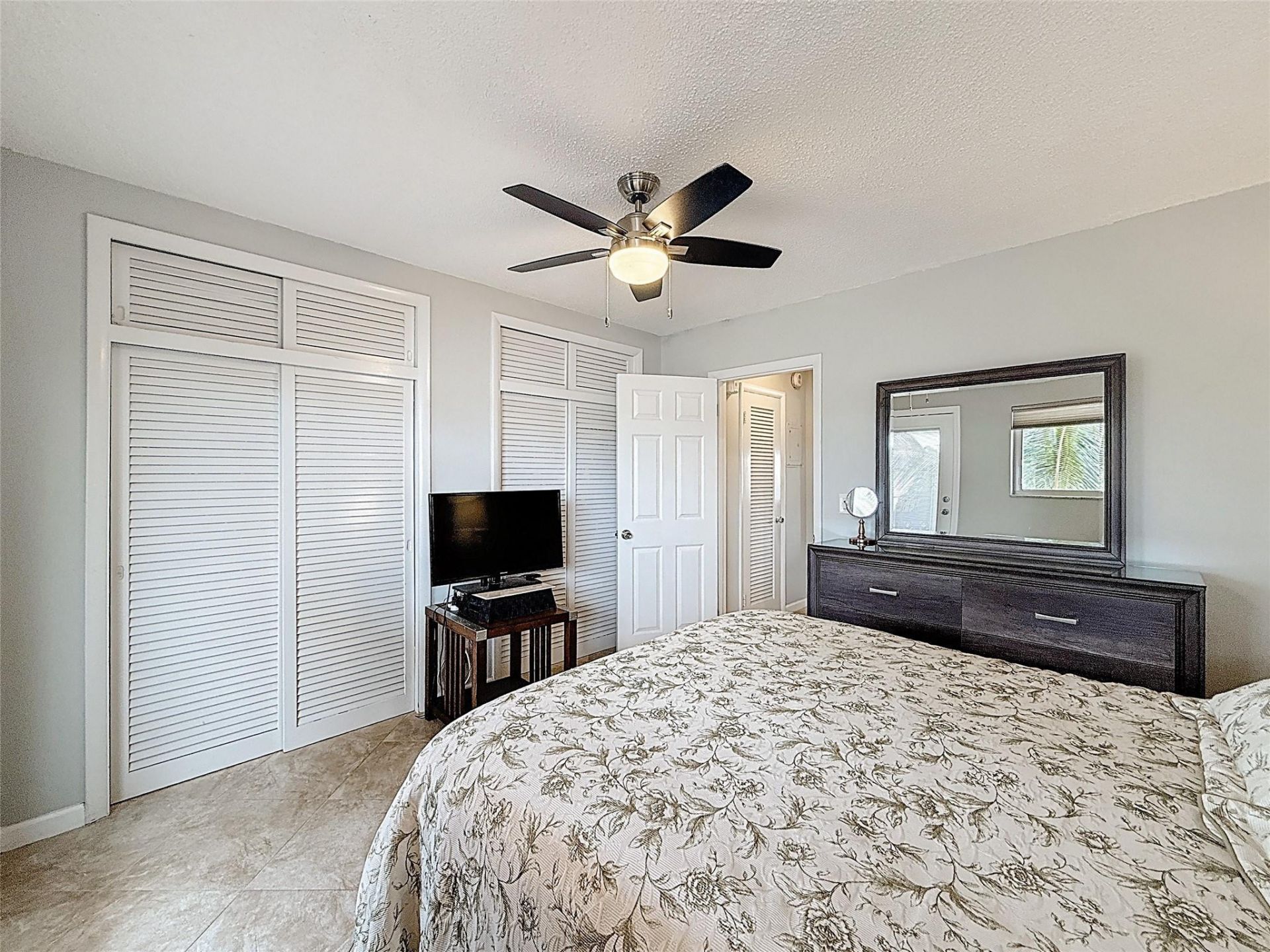 800 SW 11th Avenue, Unit 12, Hallandale Beach, FL 33009 Photo