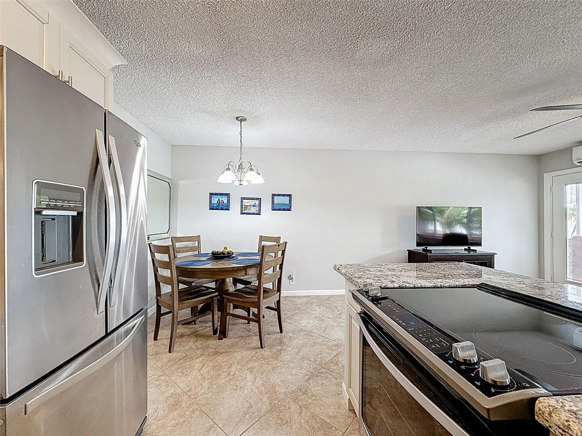 800 SW 11th Avenue, Unit 12, Hallandale Beach, FL 33009 Photo