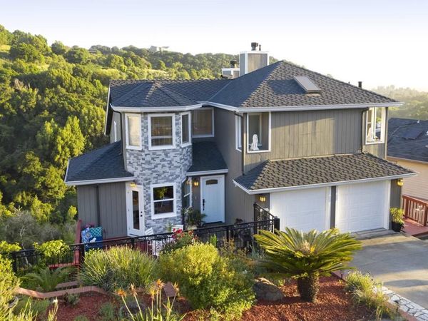 10353 Royal Oak Rd, Oakland, CA 94605