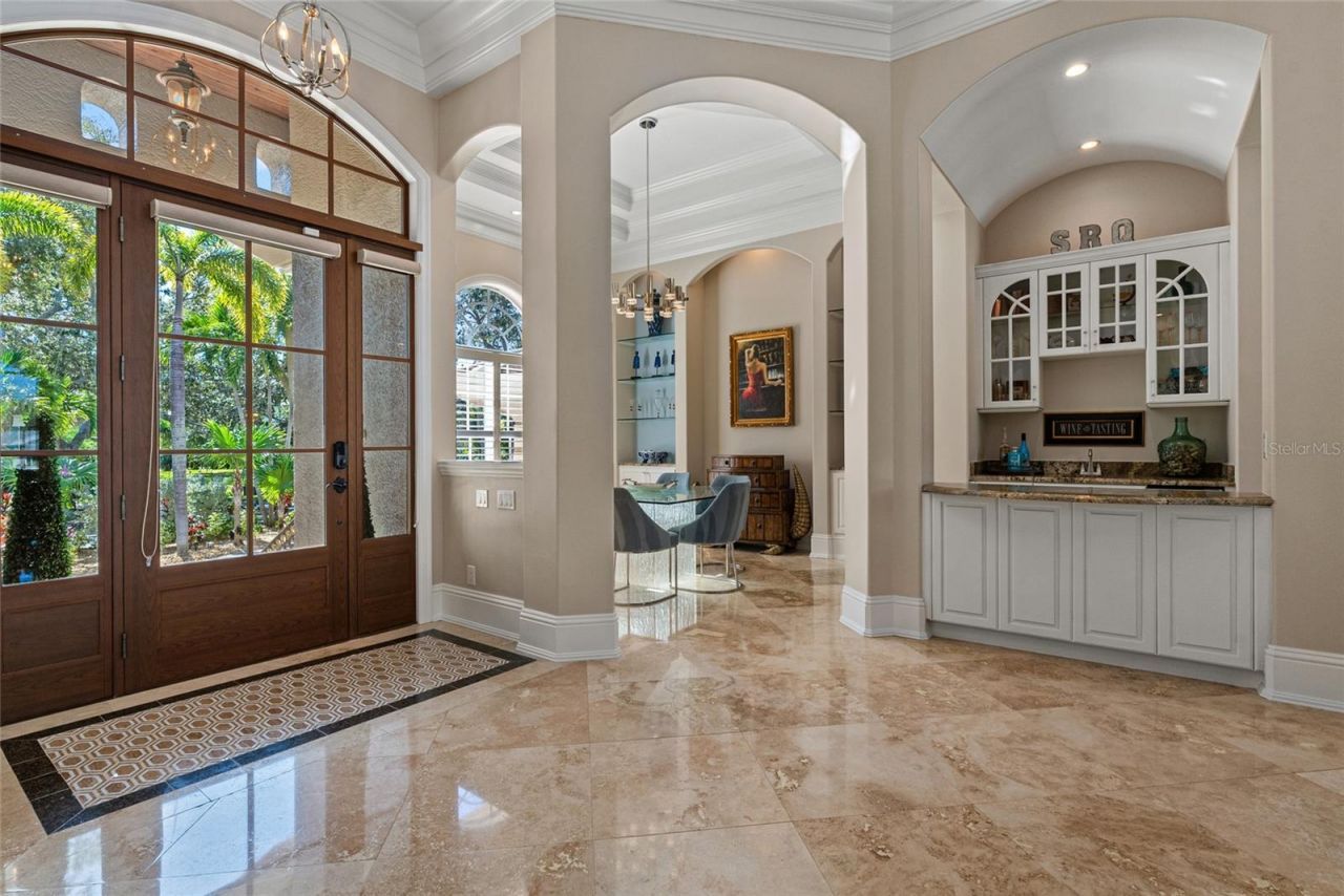 611 Tremont Street, Sarasota, FL 34242 Photo