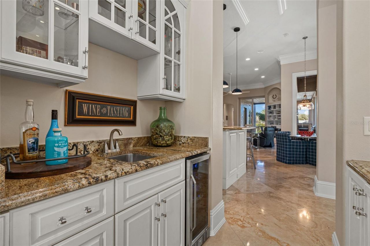 611 Tremont Street, Sarasota, FL 34242 Photo