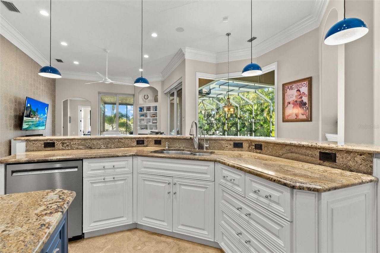 611 Tremont Street, Sarasota, FL 34242 Photo