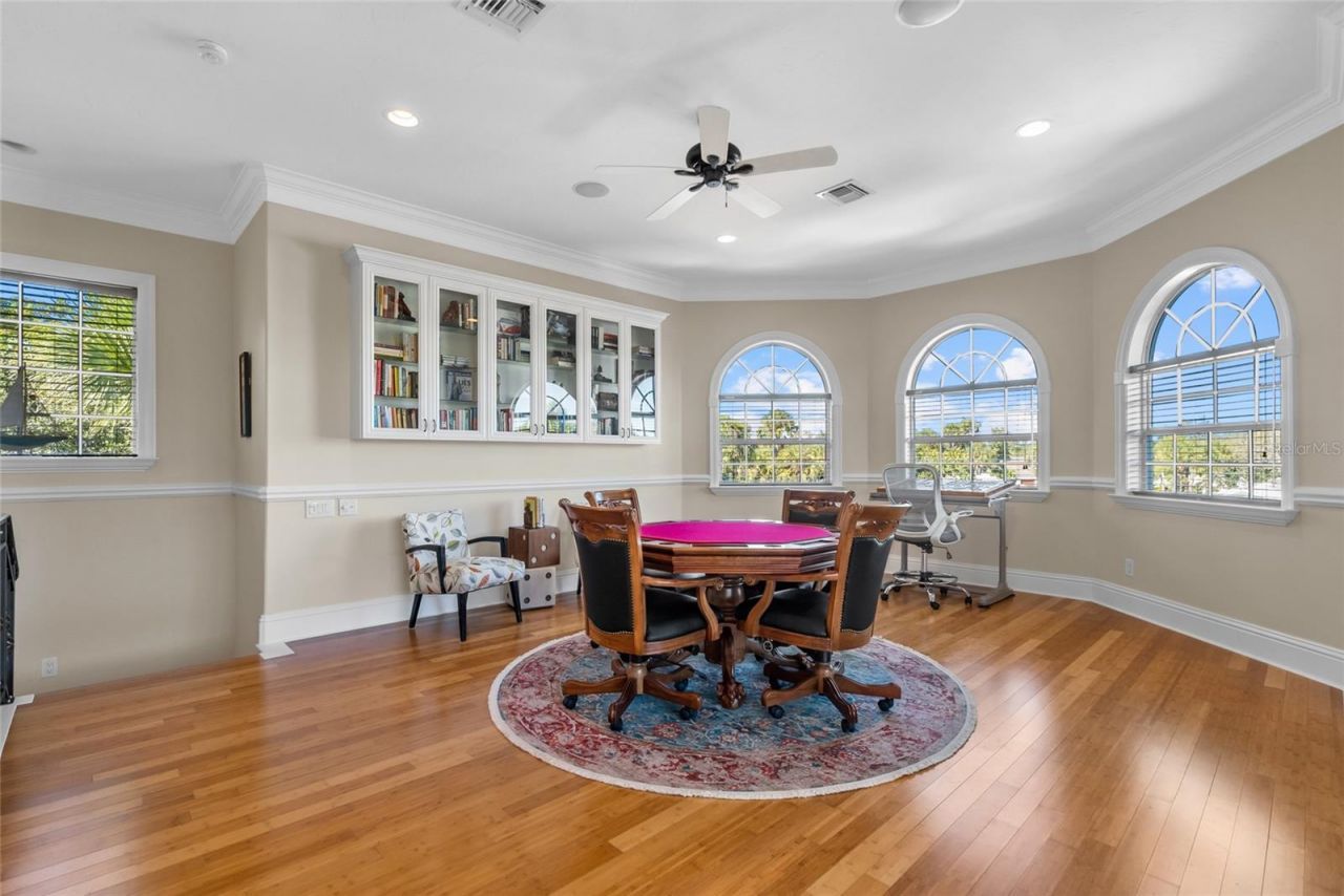 611 Tremont Street, Sarasota, FL 34242 Photo