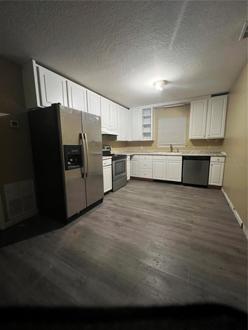 27751 Virgil Hawkins Circle, Okahumpka, FL 34762 Photo