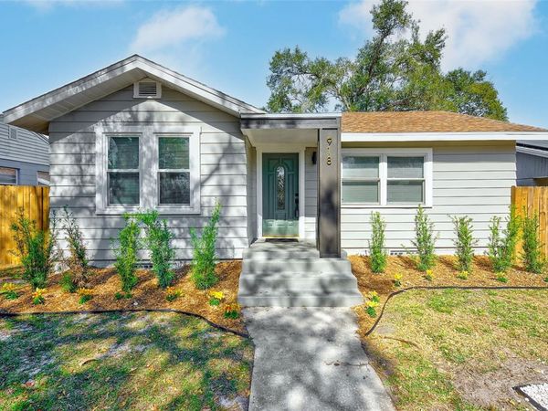 918 E LAMBRIGHT STREET, TAMPA, FL 33604