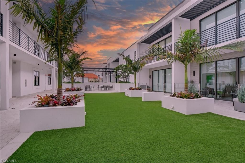 850 Central Ave, Unit 208, Naples, FL 34102 Photo