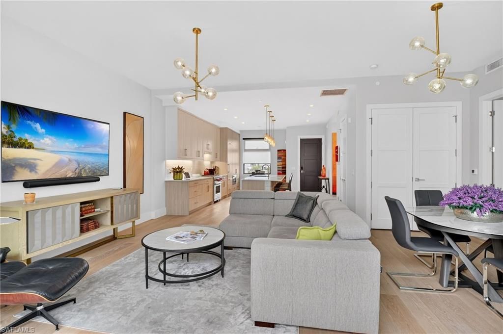 850 Central Ave, Unit 208, Naples, FL 34102 Photo