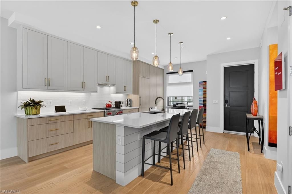 850 Central Ave, Unit 208, Naples, FL 34102 Photo