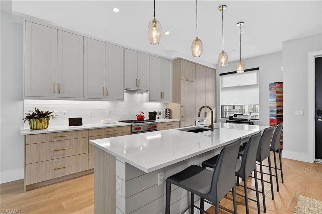 850 Central Ave, Unit 208, Naples, FL 34102 Photo