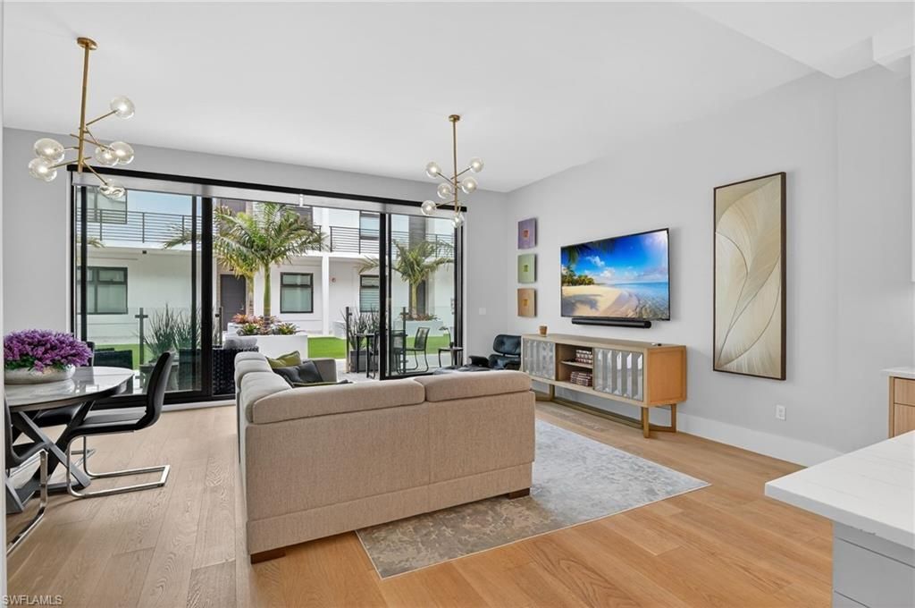 850 Central Ave, Unit 208, Naples, FL 34102 Photo