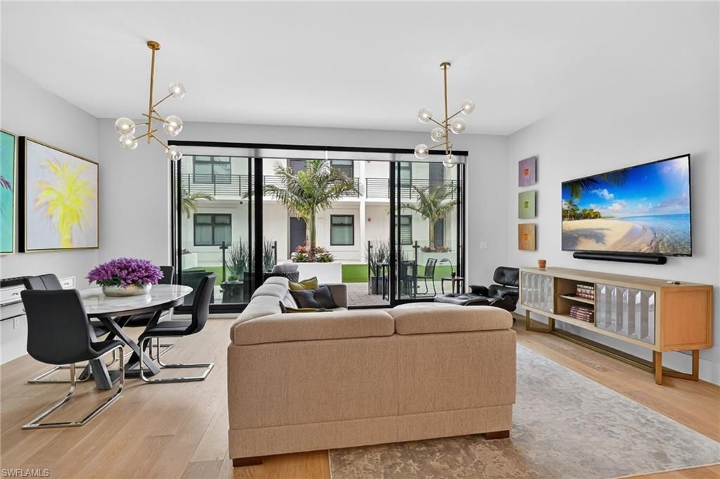 850 Central Ave, Unit 208, Naples, FL 34102 Photo