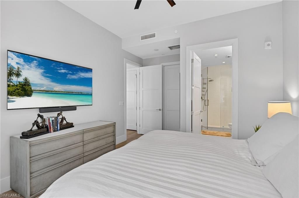 850 Central Ave, Unit 208, Naples, FL 34102 Photo