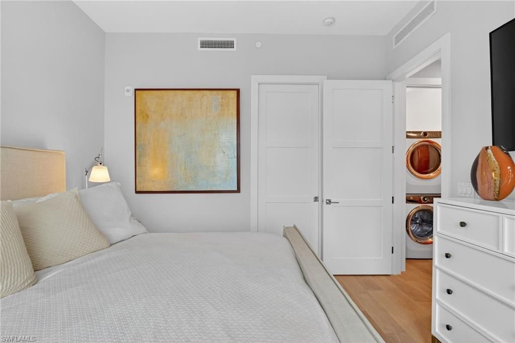 850 Central Ave, Unit 208, Naples, FL 34102 Photo