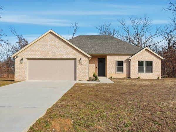 51 Kirkwall Drive, Bella Vista, AR 72715