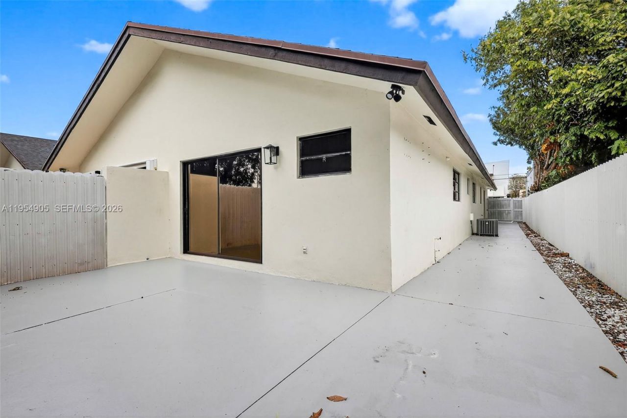 1632 SW 19th Terrace, Miami, FL 33145 Photo