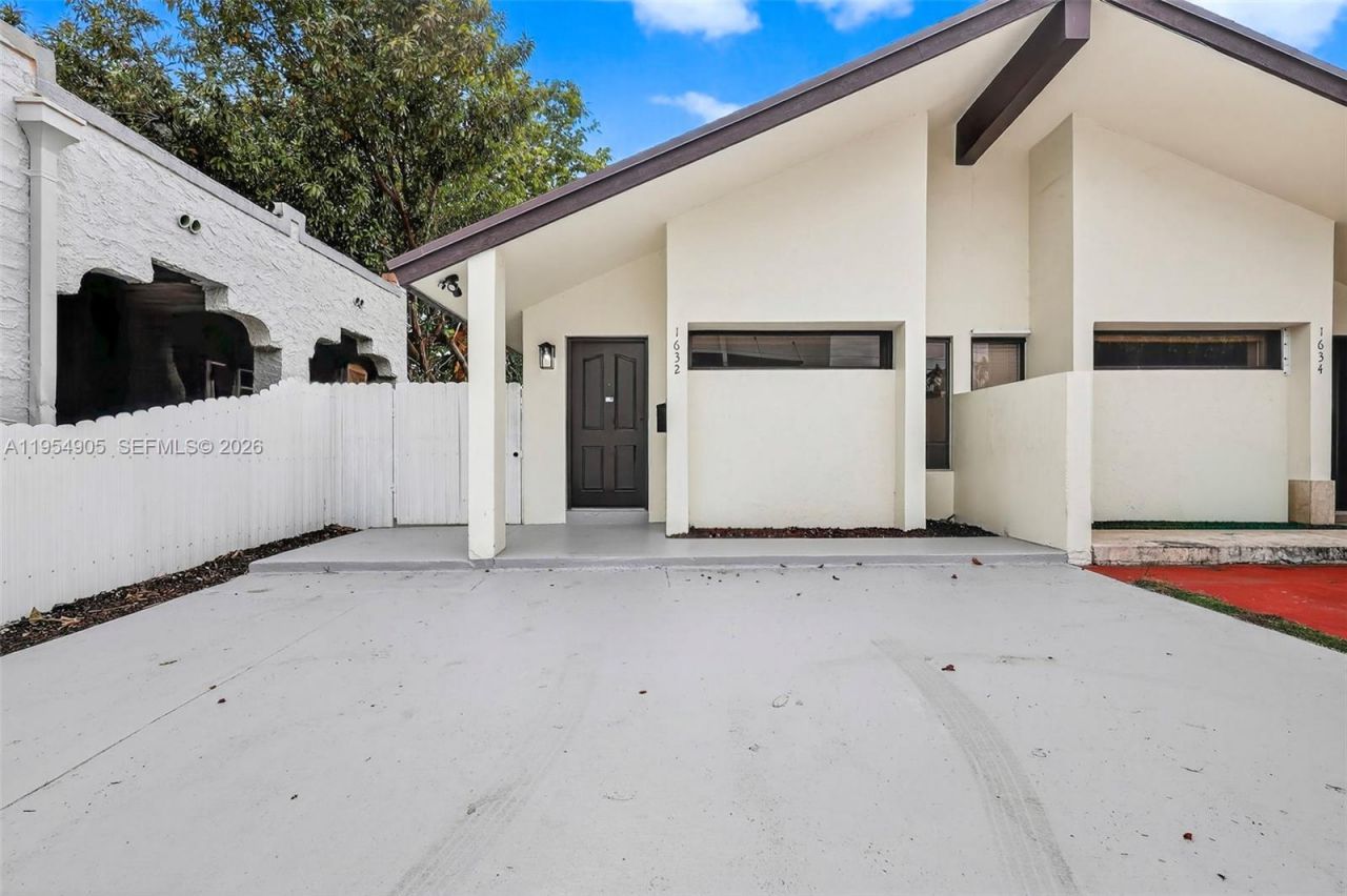 1632 SW 19th Terrace, Miami, FL 33145 Photo
