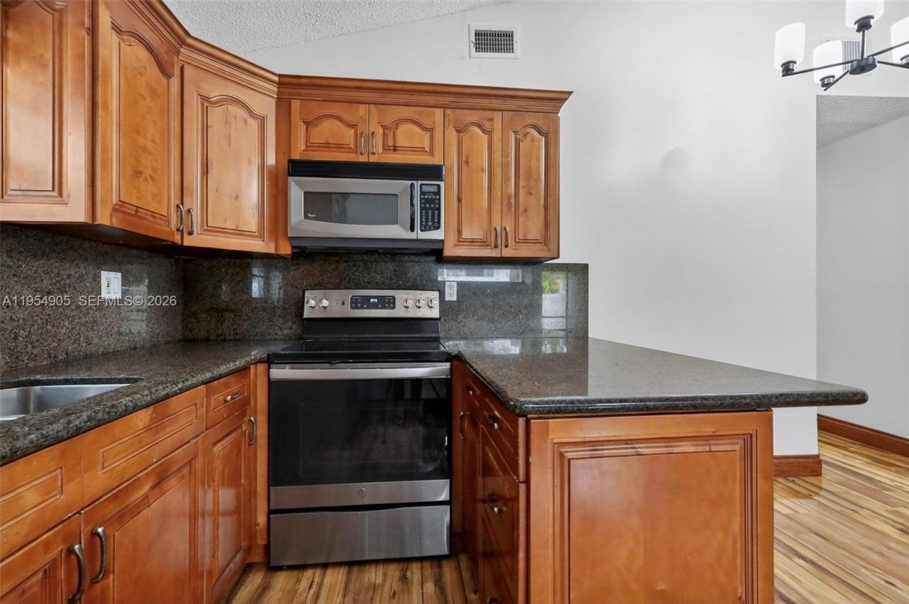 1632 SW 19th Terrace, Miami, FL 33145 Photo