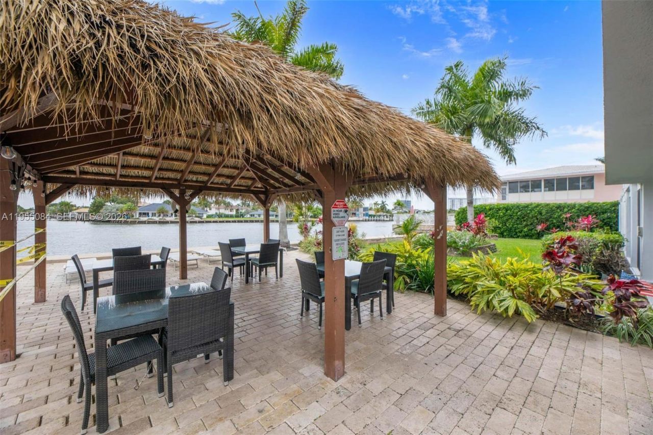 3177 S Ocean Dr , Unit 309, Hallandale Beach, FL 33009 Photo