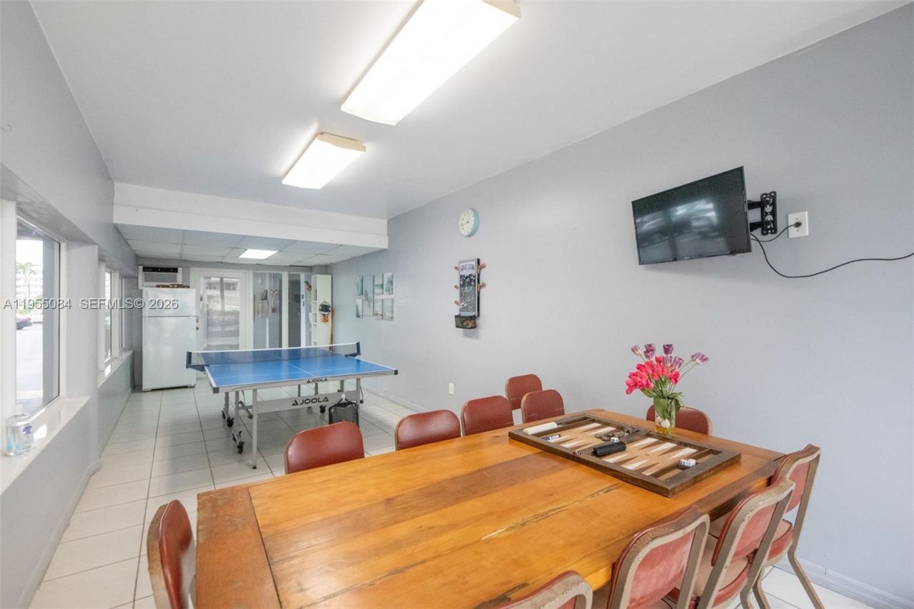 3177 S Ocean Dr , Unit 309, Hallandale Beach, FL 33009 Photo