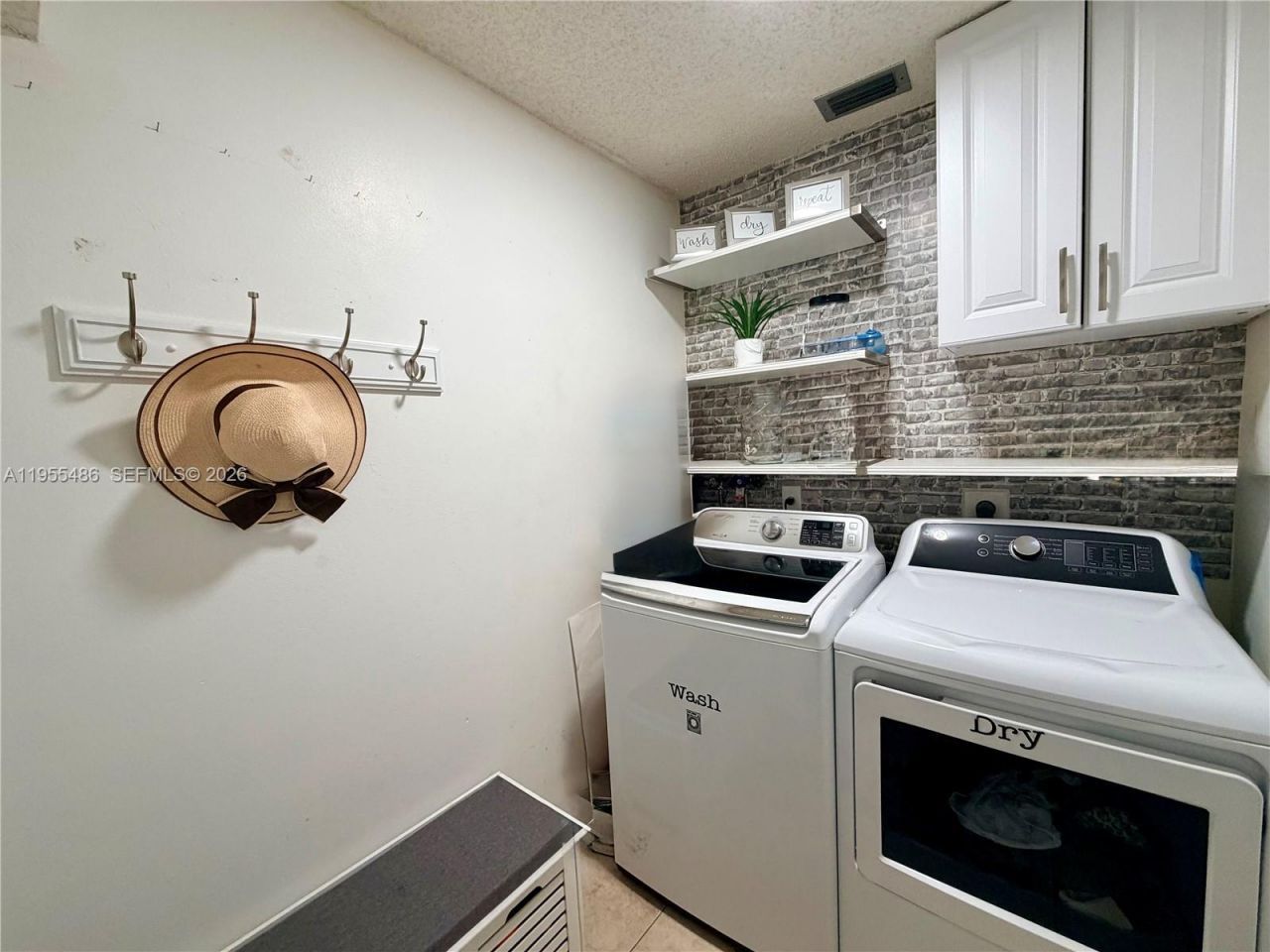 2865 Begonia Way, Cooper City, FL 33026 Photo