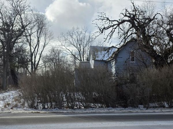 21092 St Rt 224, Ft Jennings, OH 45844