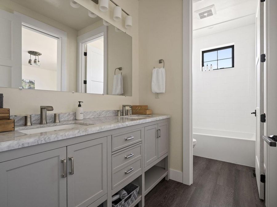 Property Image 66