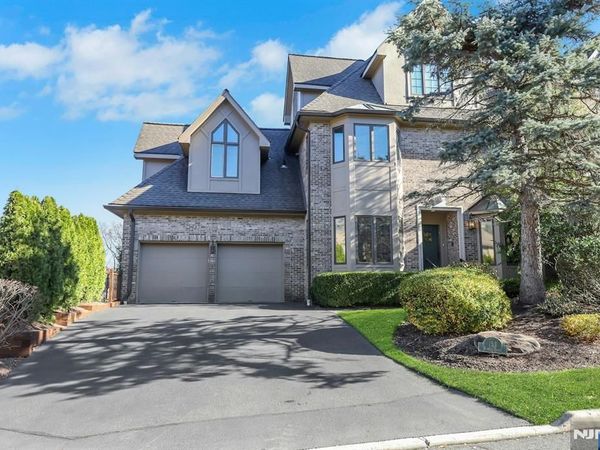 153 Ashley Place, PARK RIDGE, NJ 07656