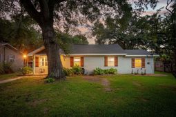 1540 Fort Johnson Road photo 4