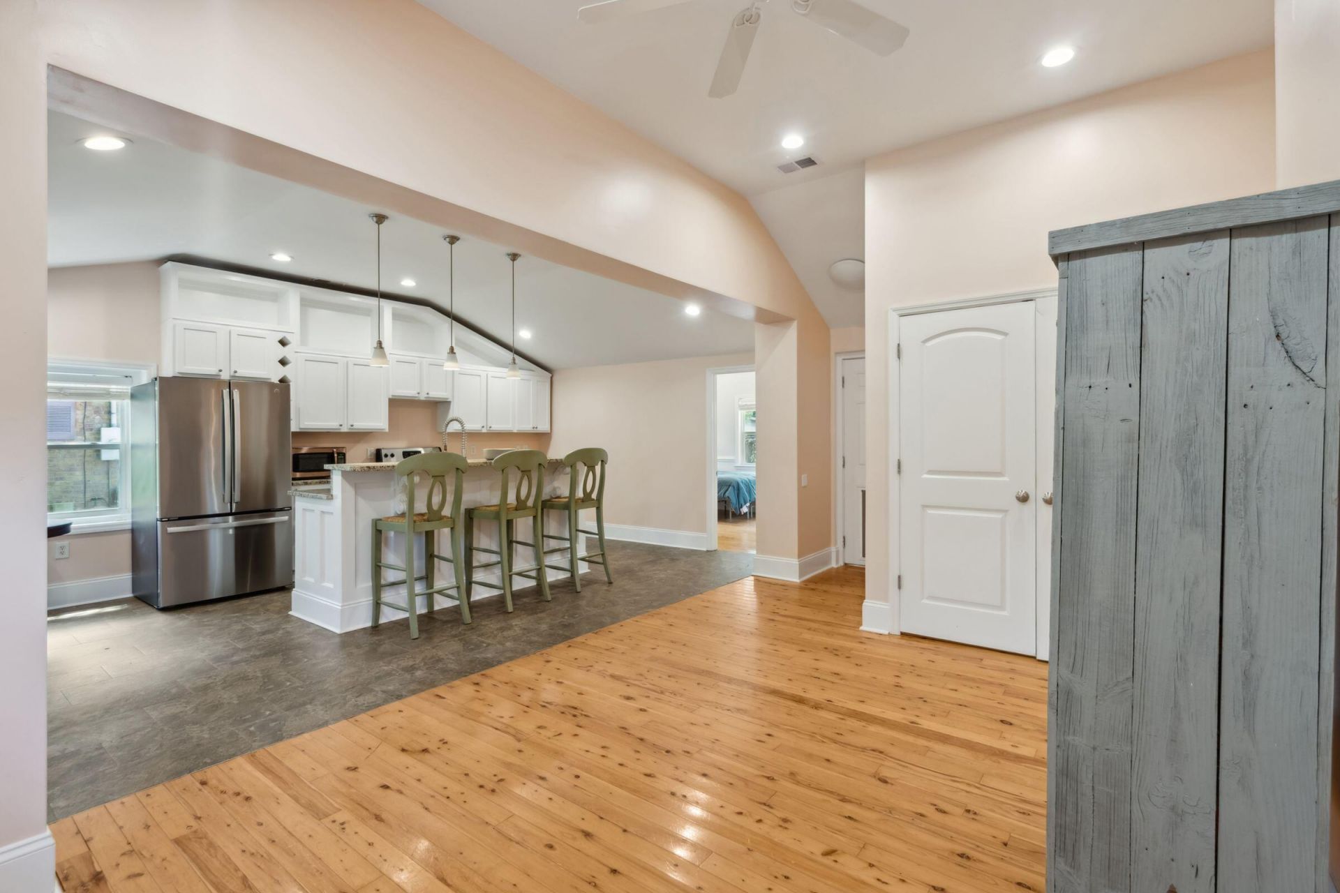 1540 Fort Johnson Road Photo 24