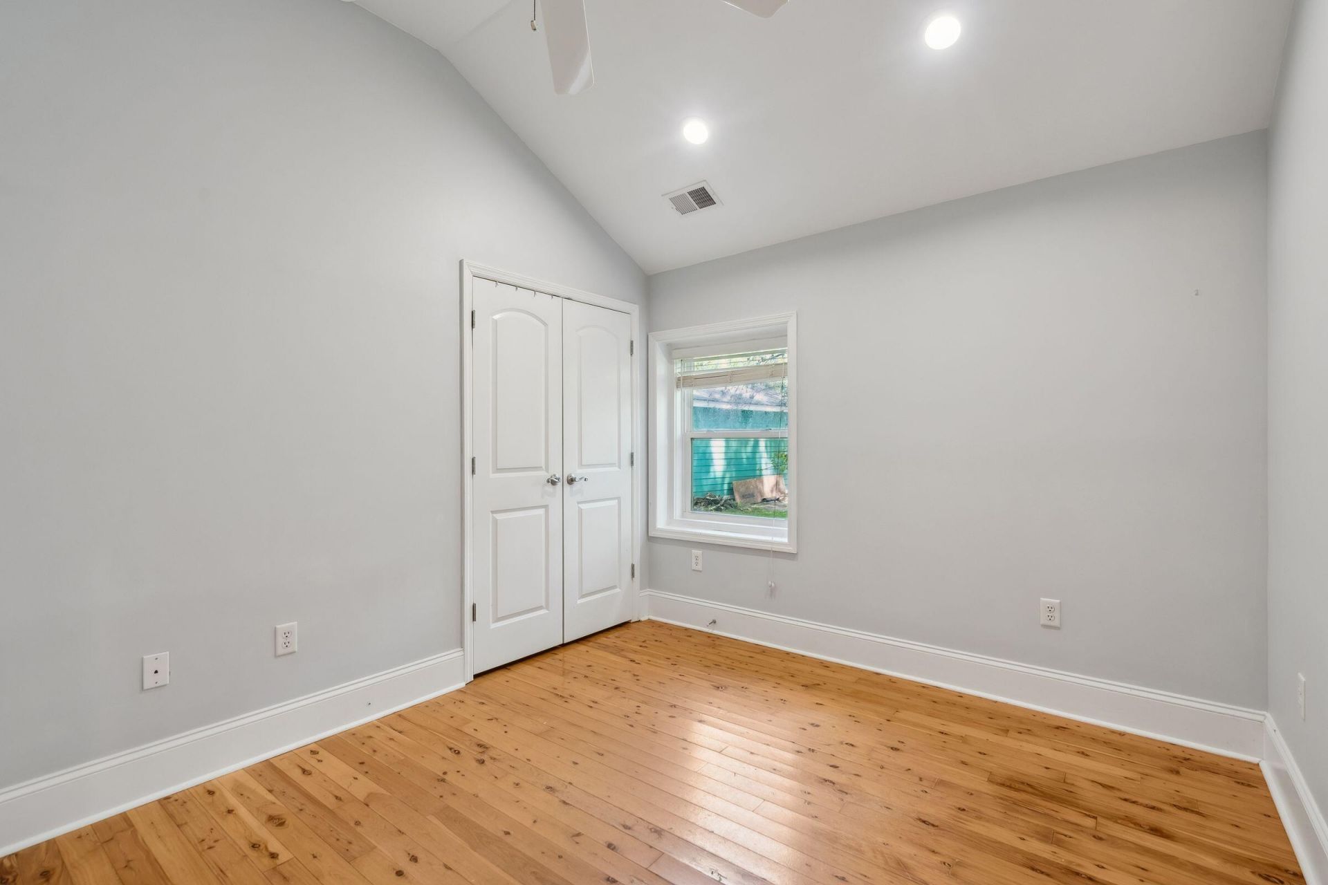 1540 Fort Johnson Road Photo 34