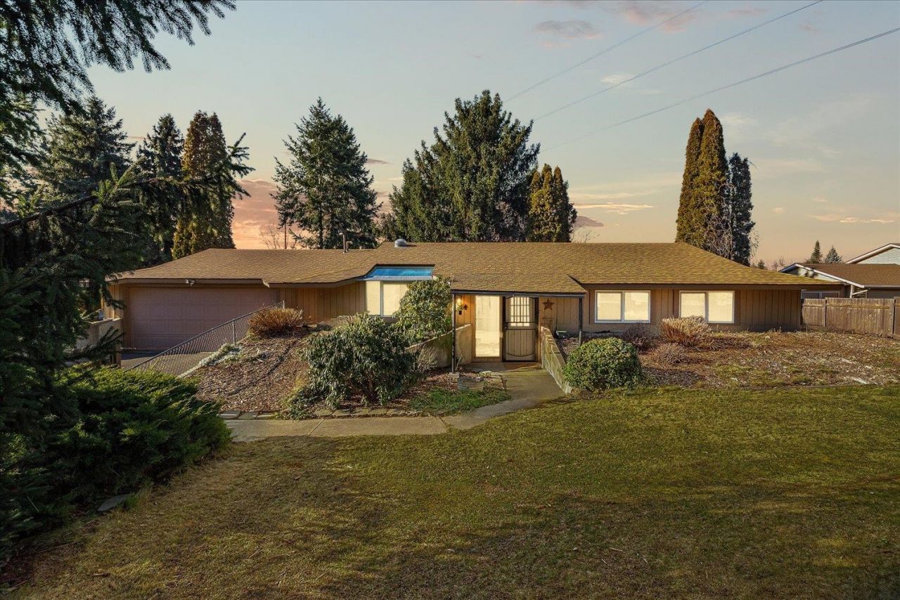 4514 S Havana St, Spokane, WA 99223 Main Photo