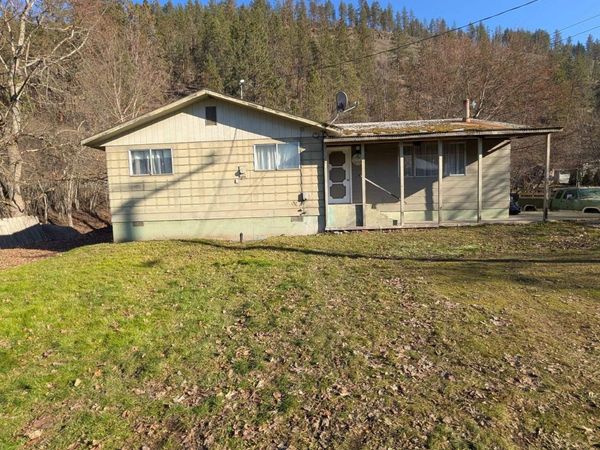 422 Old School Ave., Stites, ID 83552