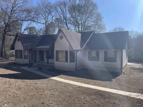 511 Pheasant Ridge Dr, Warner Robins, GA 31088