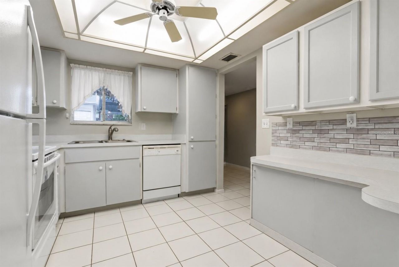 1141 Merle Way, Unit 14, Sarasota, FL 34232 Photo