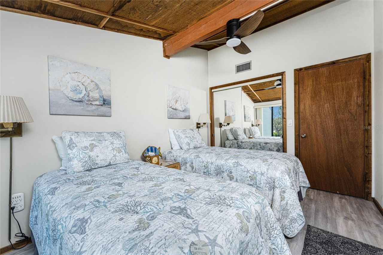 5030 N Beach Road, Unit 3, Englewood, FL 34223 Photo