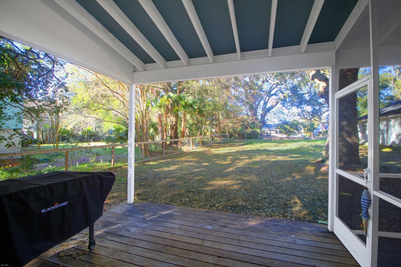 312 Bayview Drive Photo 34