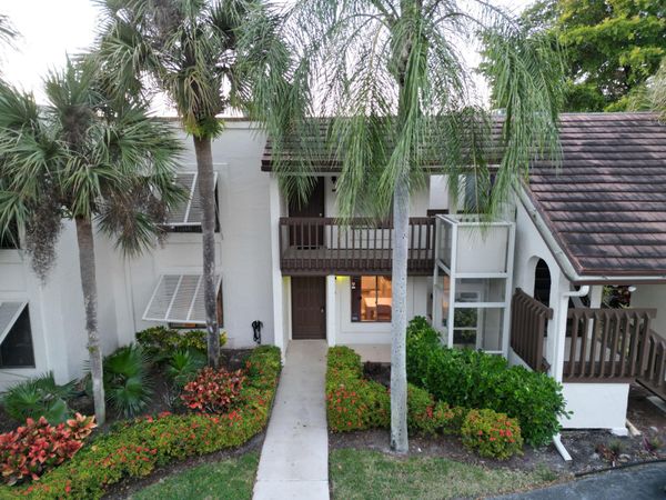 10155 Mangrove Drive, Unit 105, Boynton Beach, FL 33437