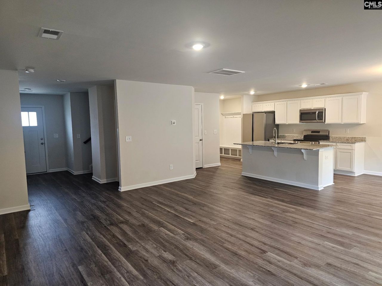 721 Wimbee Ct Photo 4