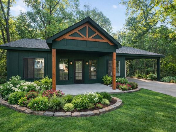 1010 Concord Drive, Lawton, MI 49065