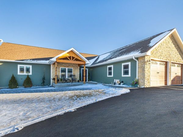 12481 Bluebird Lane, Darlington, WI 53530